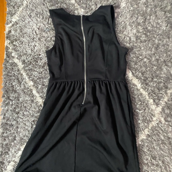 Black Dress - Picture 3 of 3